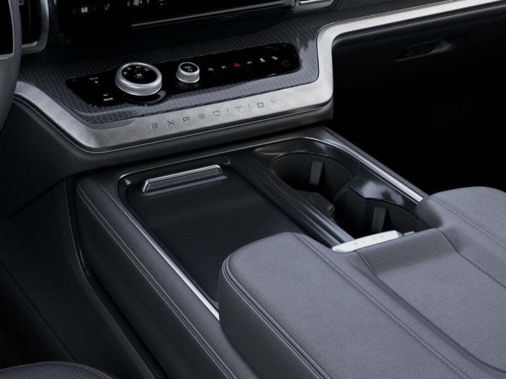 2027 Ford Expedition Max MAX Platinum