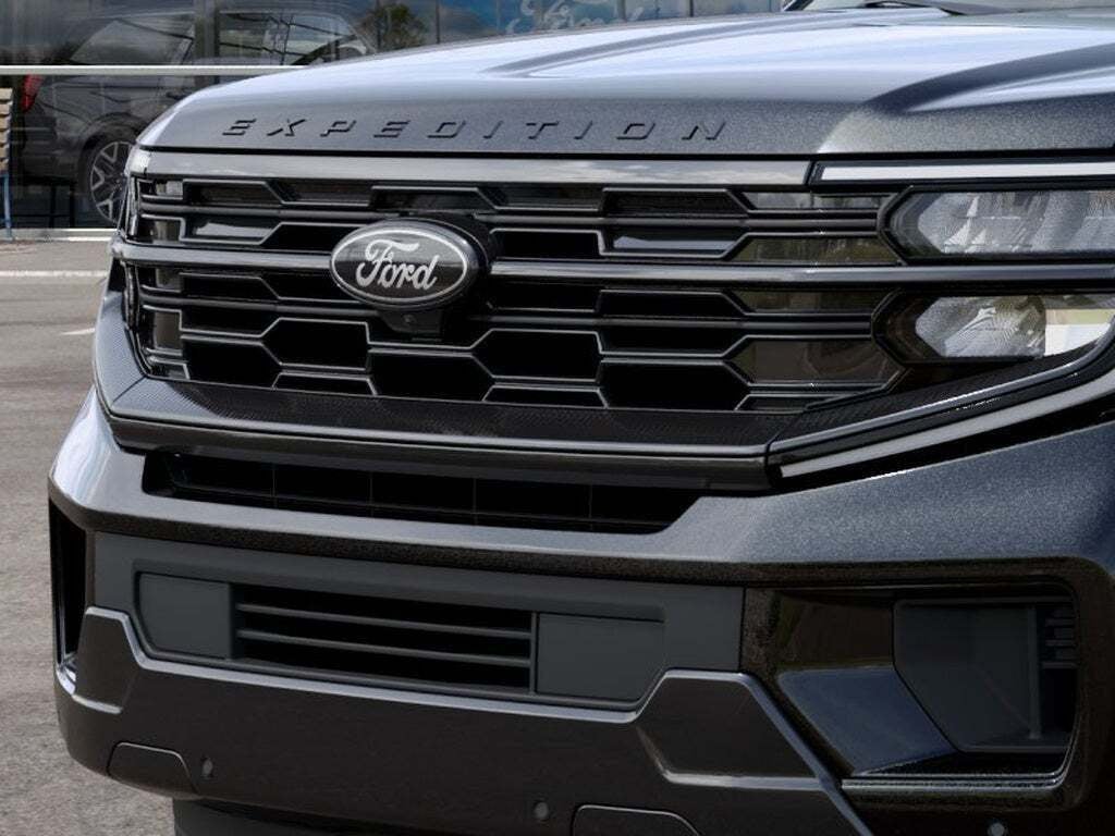 2027 Ford Expedition Max MAX Platinum