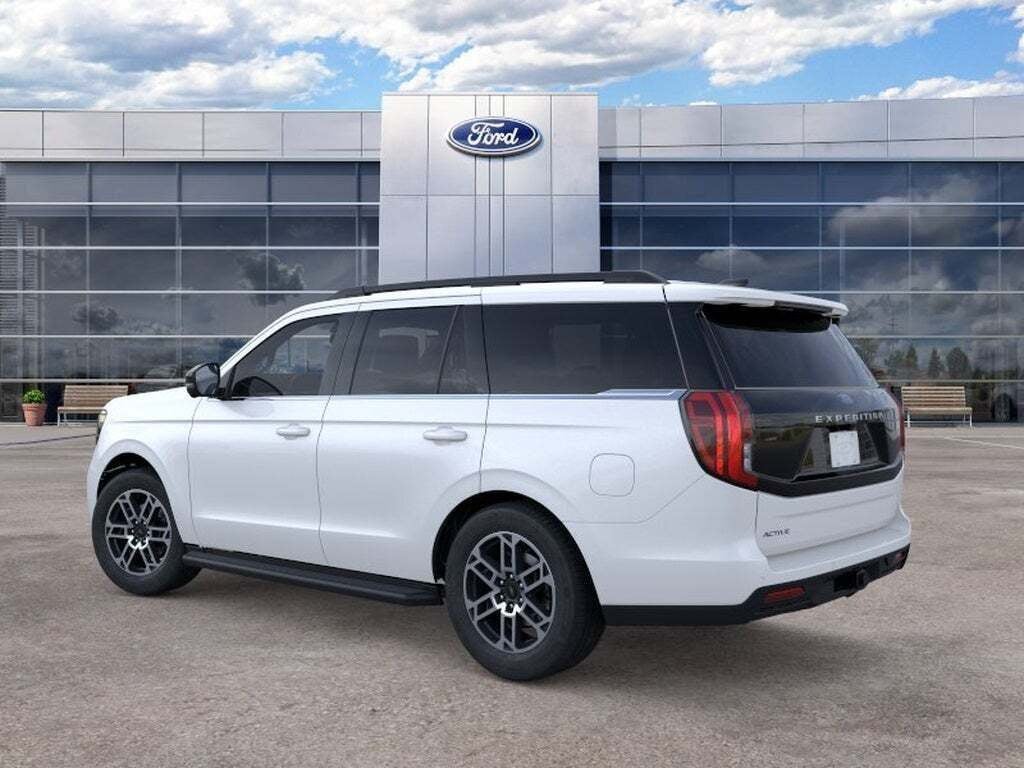 2026 Ford Expedition Active