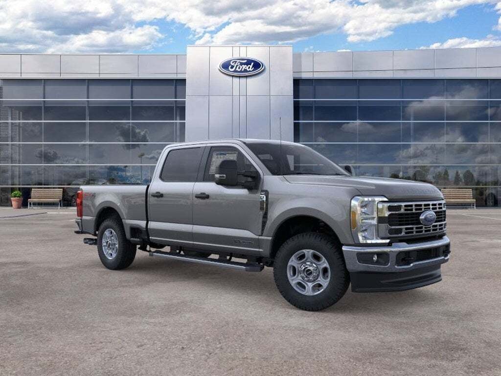2026 Ford Super Duty F-250 SRW XLT