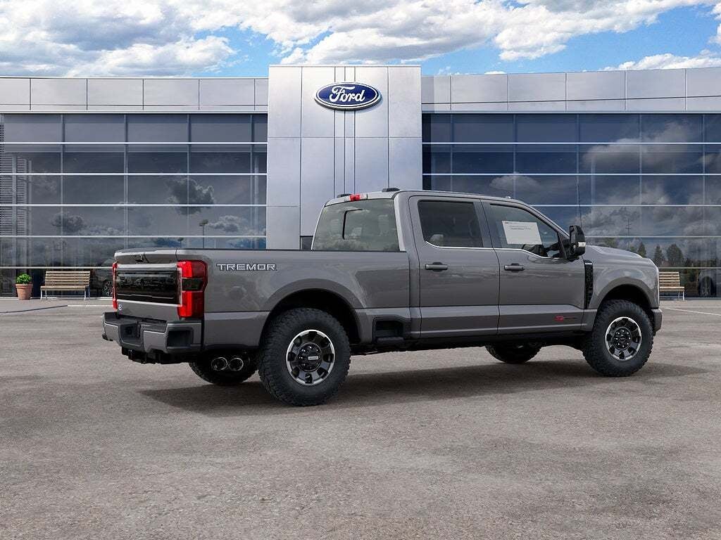 2027 Ford Super Duty F-250 SRW Platinum