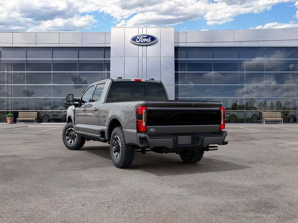 2027 Ford Super Duty F-250 SRW Platinum
