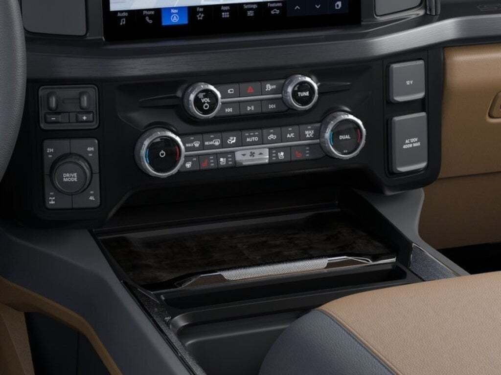 2026 Ford Super Duty F-350 SRW LARIAT