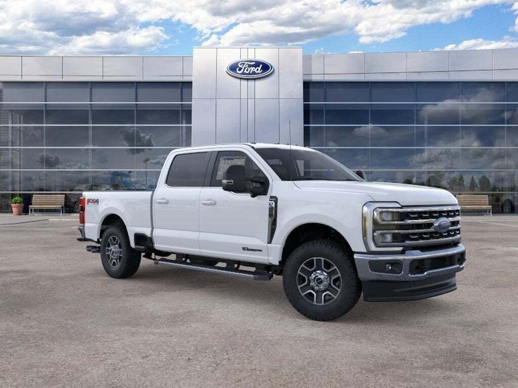 2026 Ford Super Duty F-350 SRW LARIAT