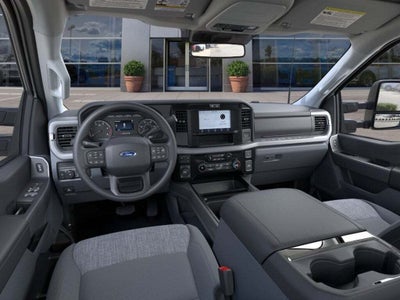 2026 Ford Super Duty F-350 SRW XLT