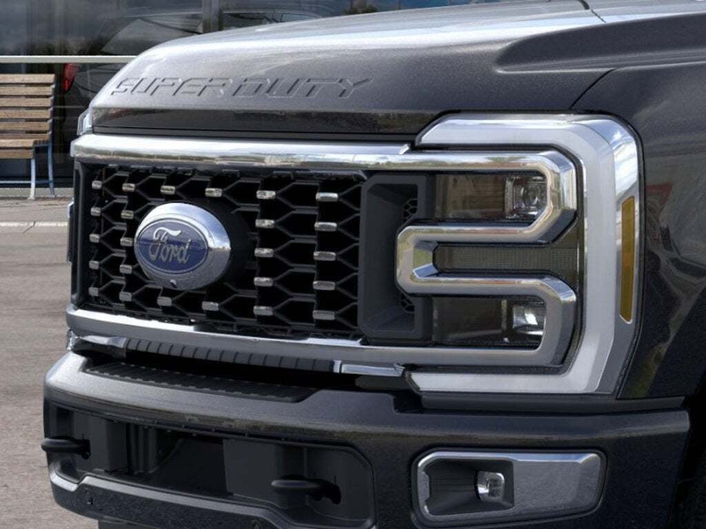 2026 Ford Super Duty F-350 DRW Platinum