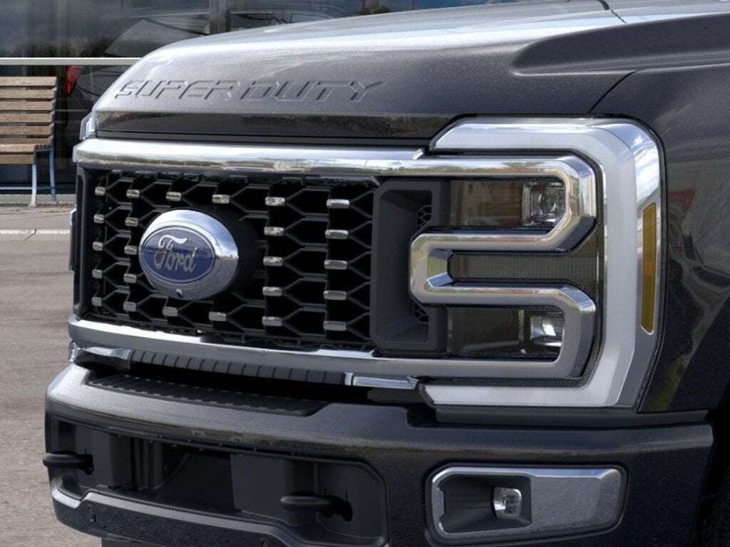 2026 Ford Super Duty F-350 DRW Platinum