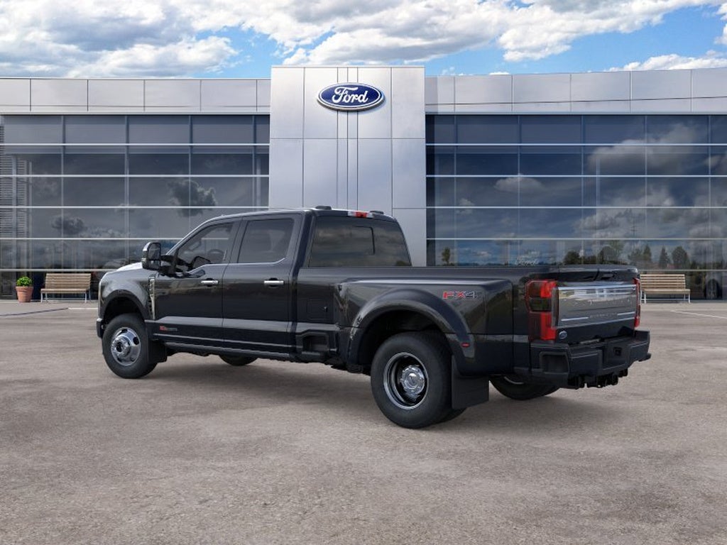 2026 Ford Super Duty F-350 DRW Platinum