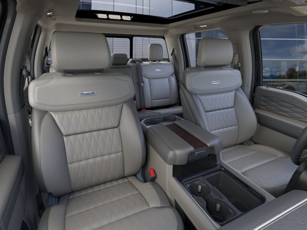2026 Ford Super Duty F-350 DRW Platinum