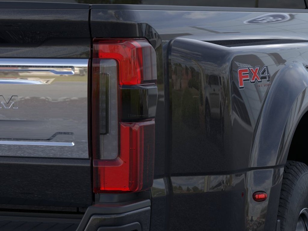2026 Ford Super Duty F-350 DRW Platinum