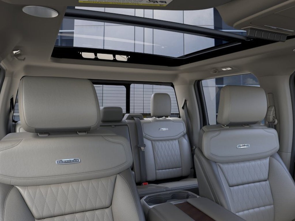 2026 Ford Super Duty F-350 DRW Platinum