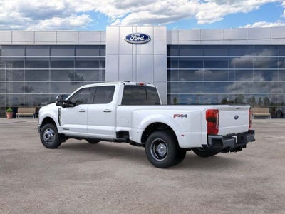 2026 Ford Super Duty F-350 DRW LARIAT