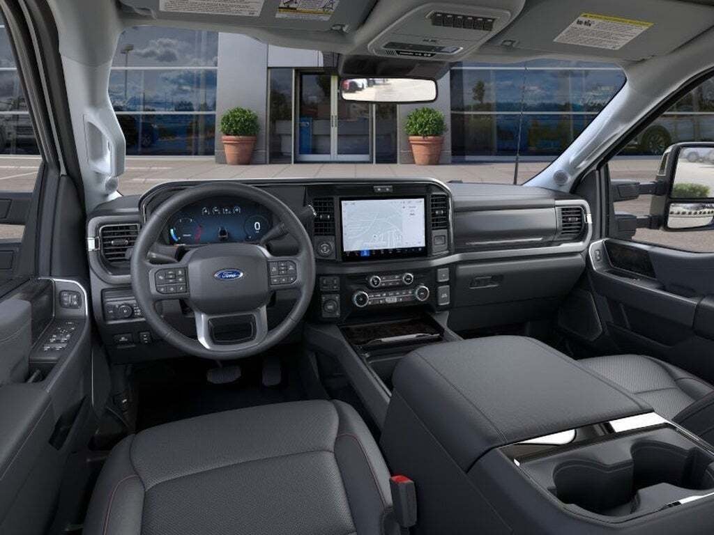 2026 Ford Super Duty F-350 DRW LARIAT