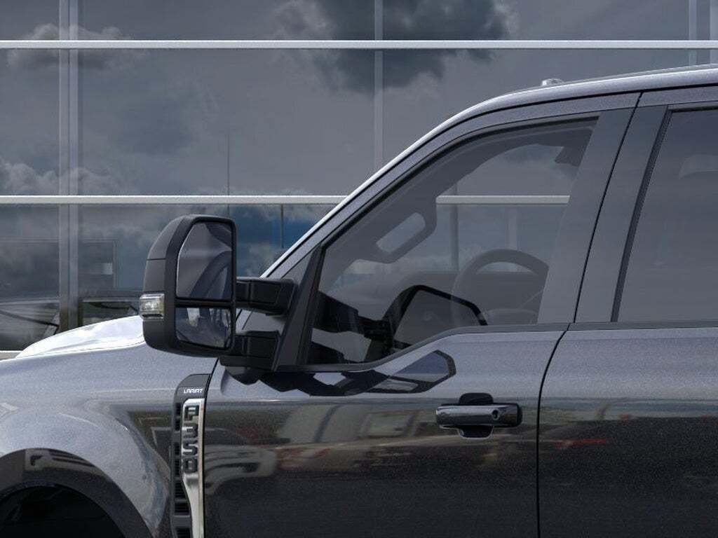 2026 Ford Super Duty F-350 DRW LARIAT