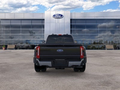 2026 Ford Super Duty F-350 DRW LARIAT