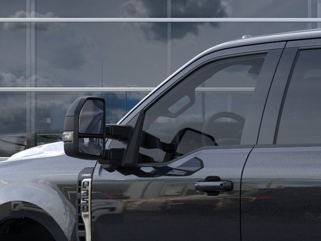 2026 Ford Super Duty F-350 DRW LARIAT