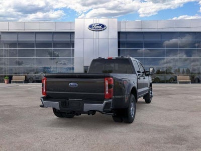 2026 Ford Super Duty F-350 DRW LARIAT