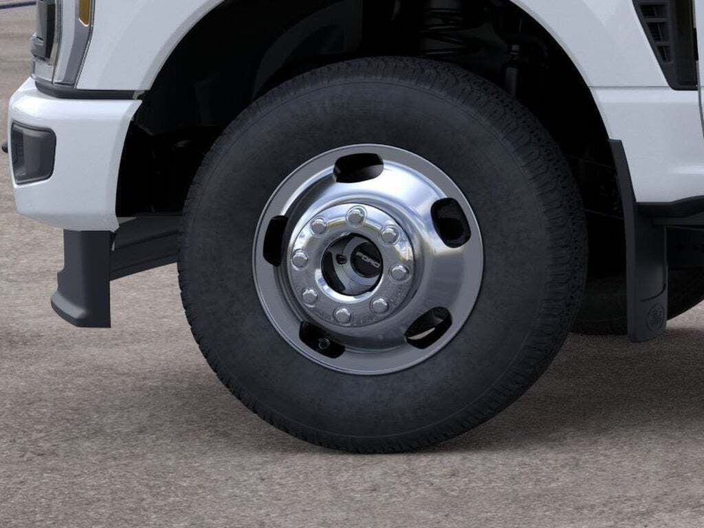 2026 Ford Super Duty F-350 DRW XL