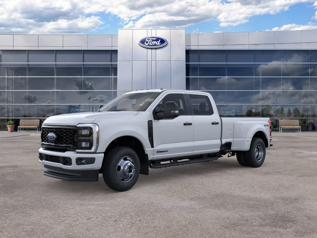 2026 Ford Super Duty F-350 DRW XL