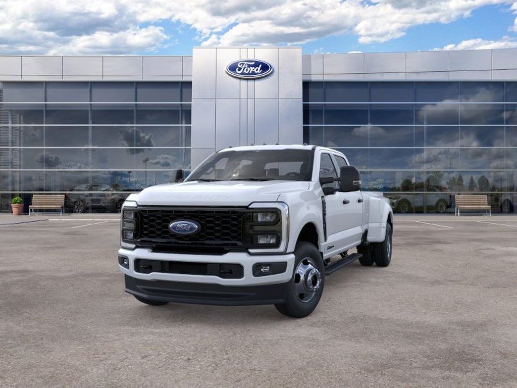 2026 Ford Super Duty F-350 DRW XL