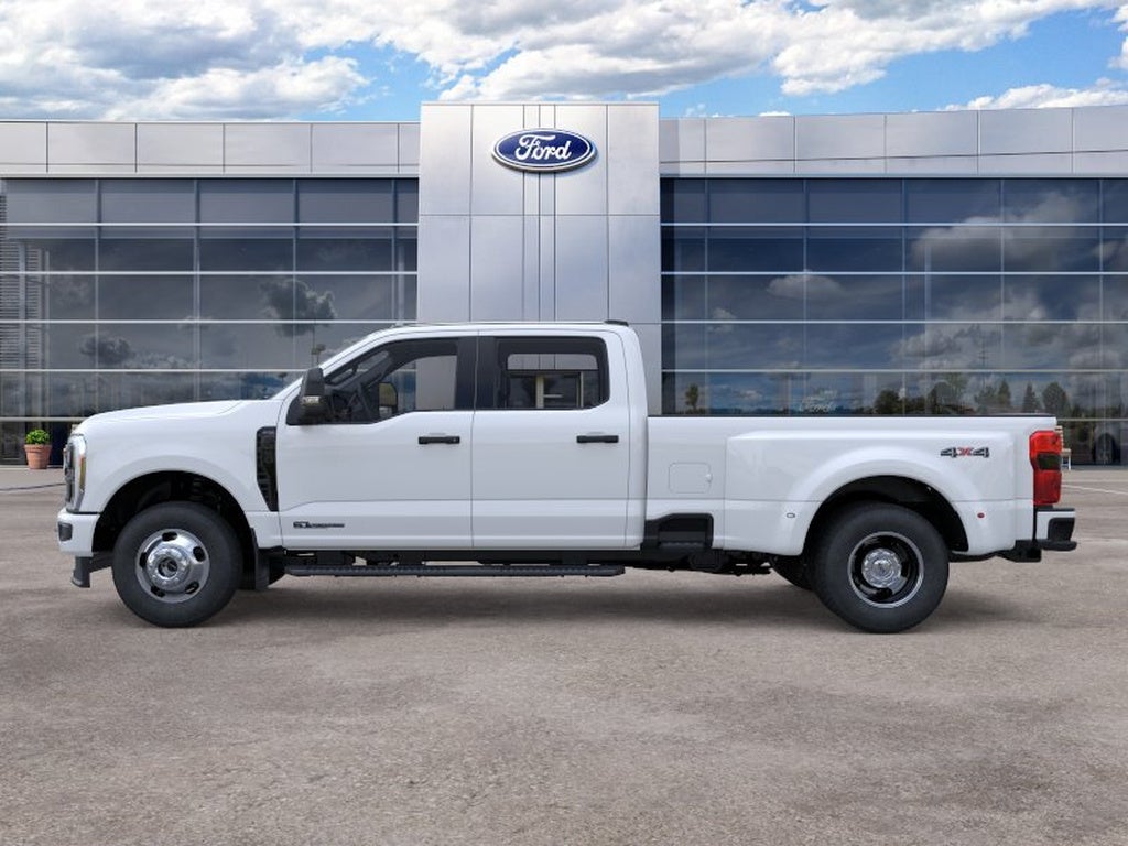 2026 Ford Super Duty F-350 DRW XL
