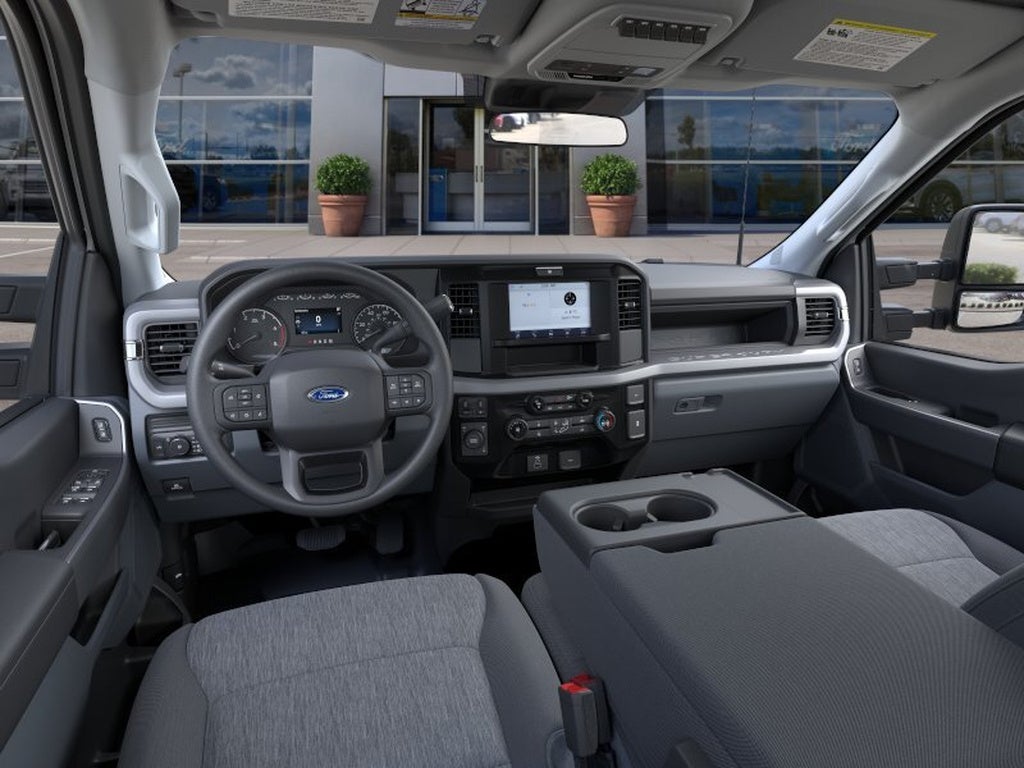 2026 Ford Super Duty F-350 DRW XL