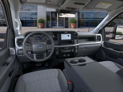2026 Ford Super Duty F-350 DRW XL