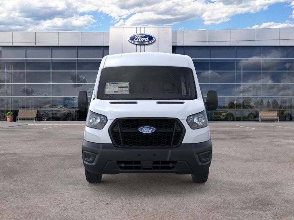 2026 Ford Transit Cargo Van T-250 148" Med Rf 9150 GVWR RWD