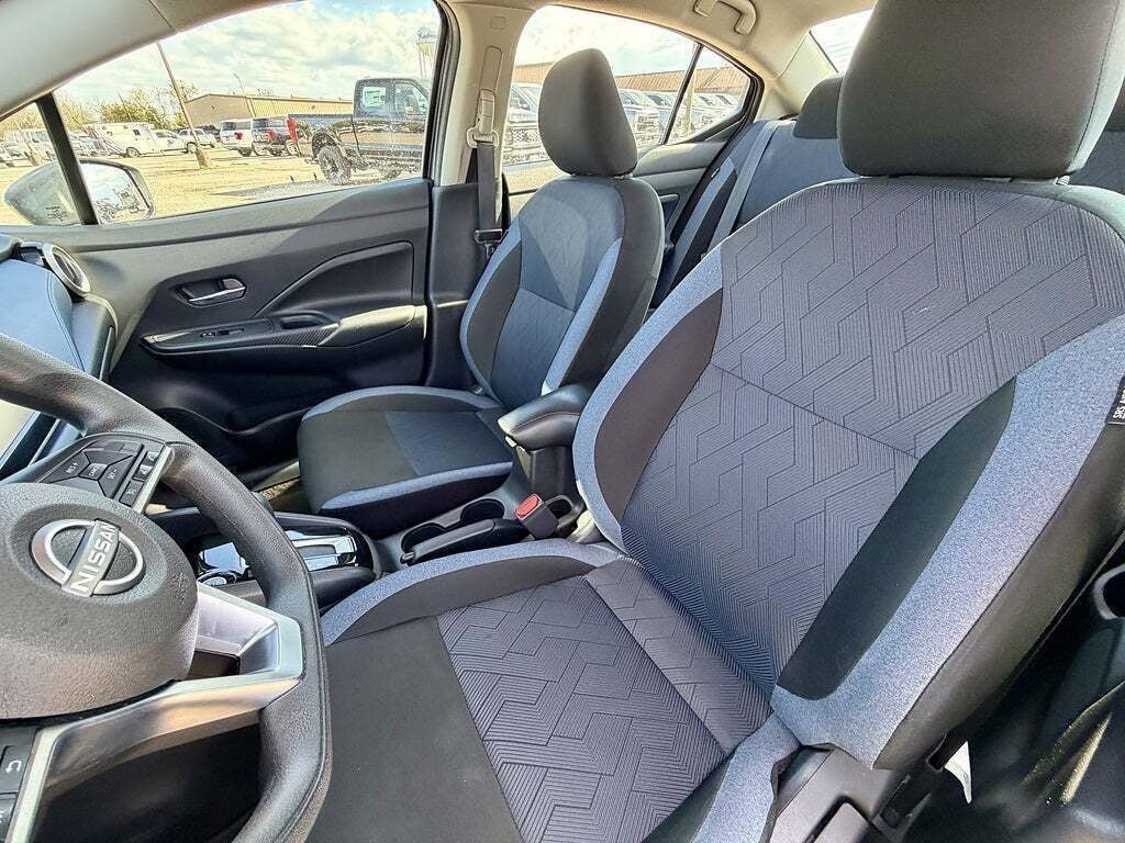 2024 Nissan Versa SV