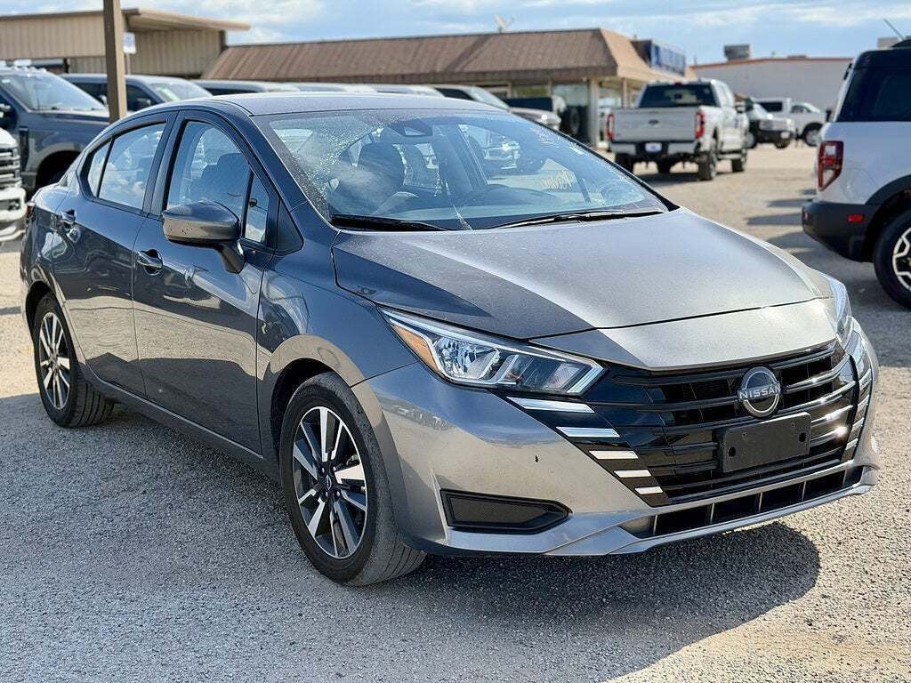 2024 Nissan Versa SV